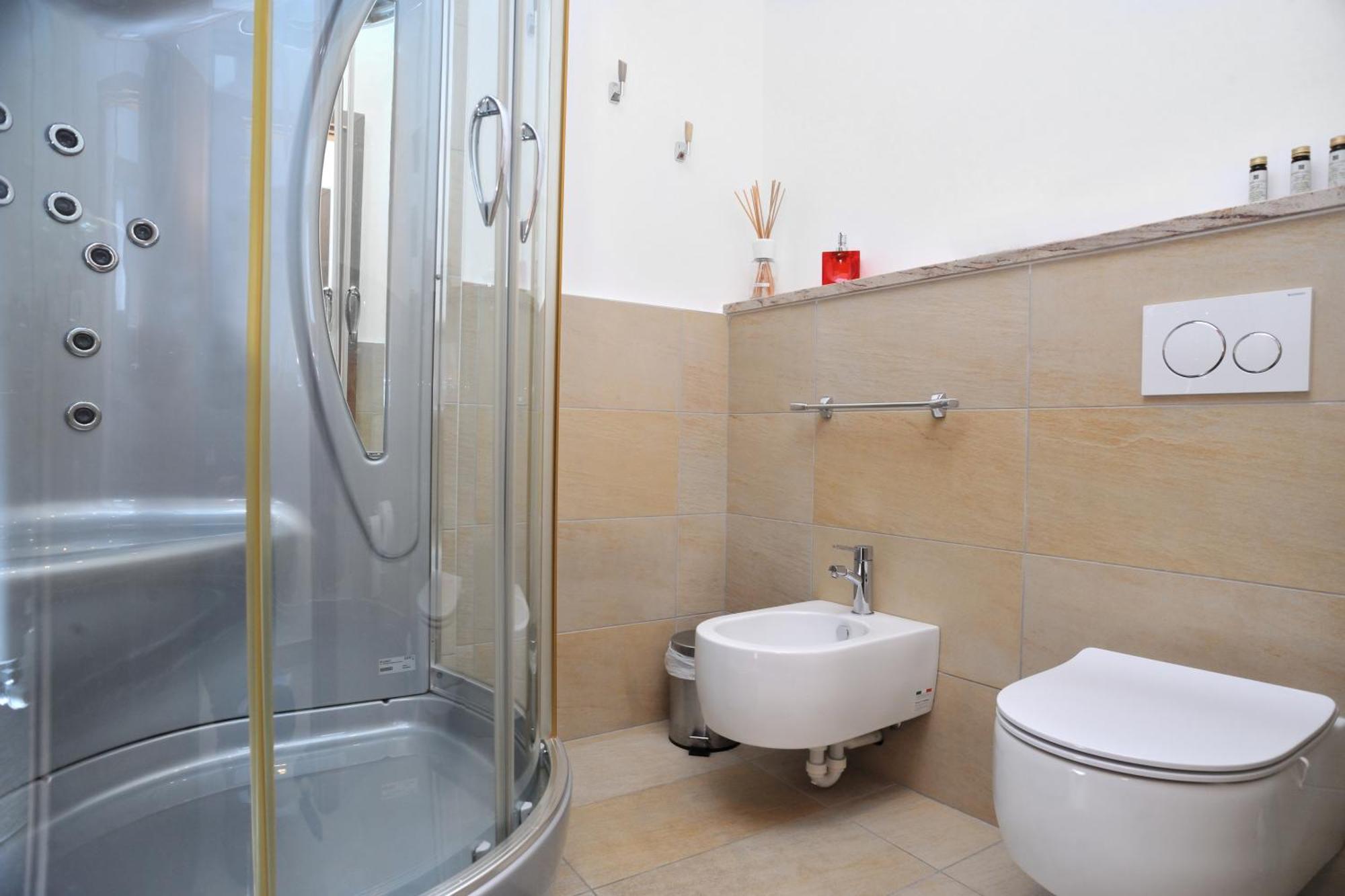 Casa Il Porticciolo Cernobbio House Apartment Como Luaran gambar